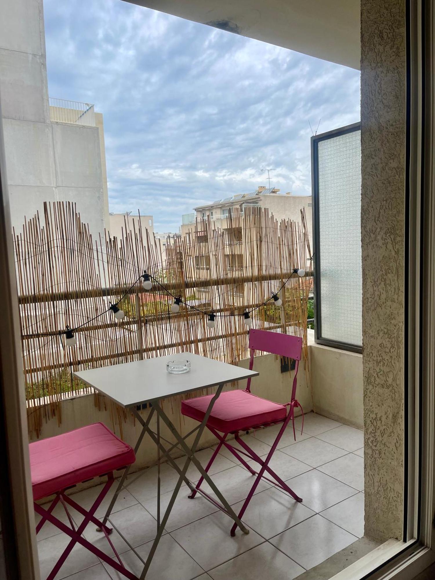 Avec Place De Parking A La Timone Appartement *